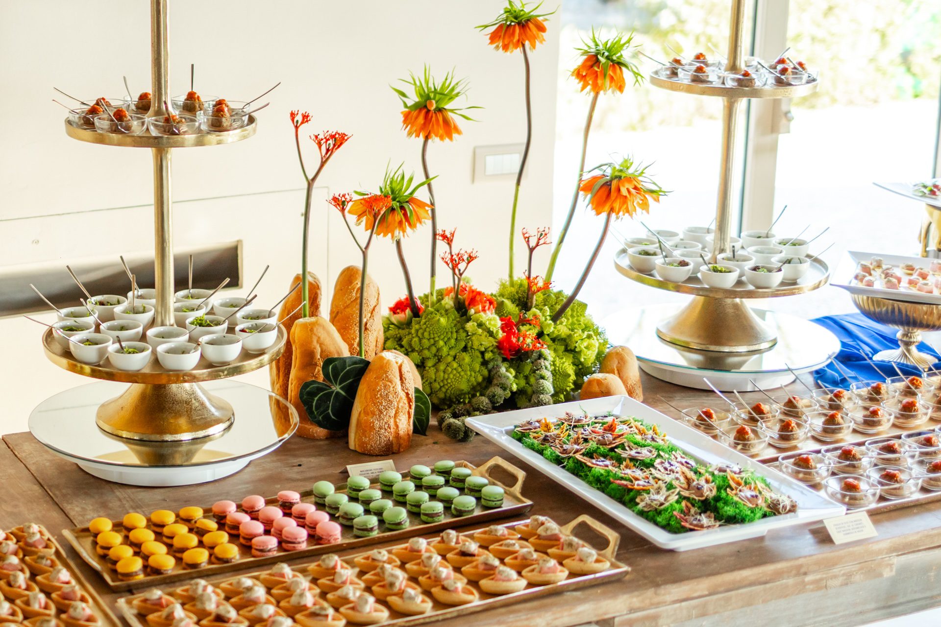 Allestimento di design per il food styling di un evento aziendale